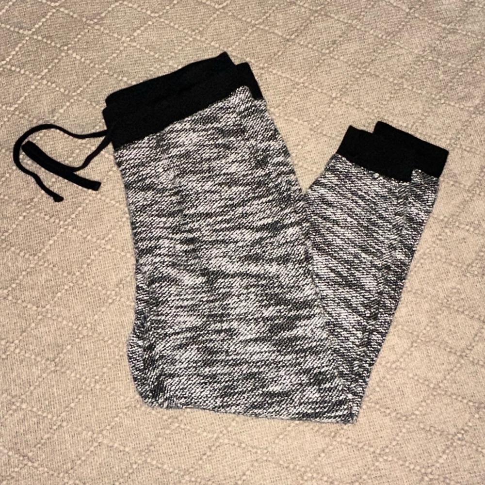 American Eagle Gray & Black Skinny Slouch Jogger Size Medium